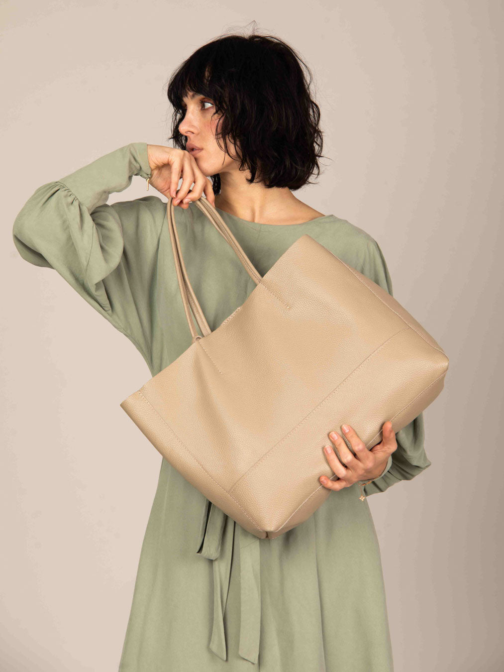 Classic 100% Leather Tote