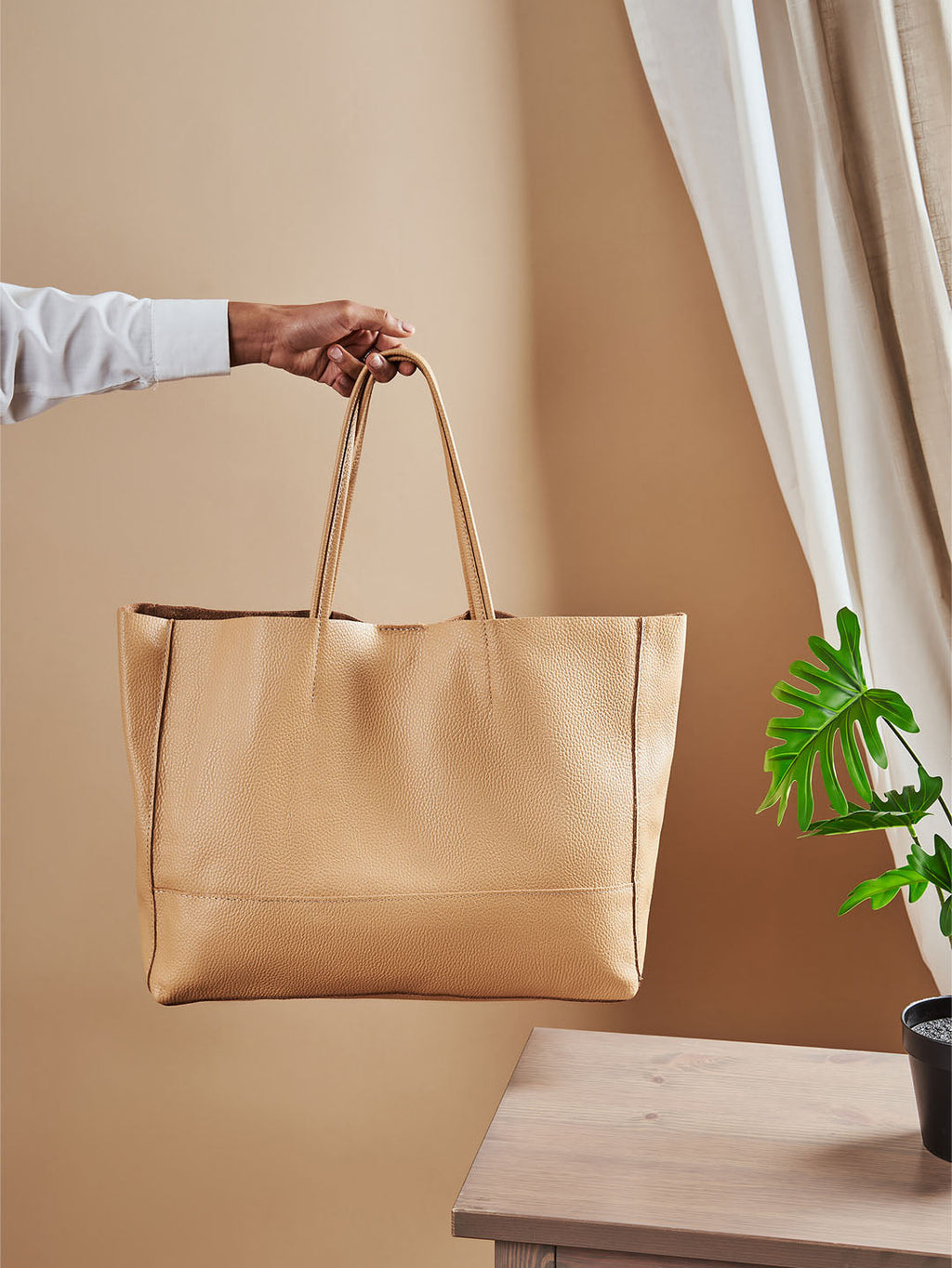 Classic 100% Leather Tote