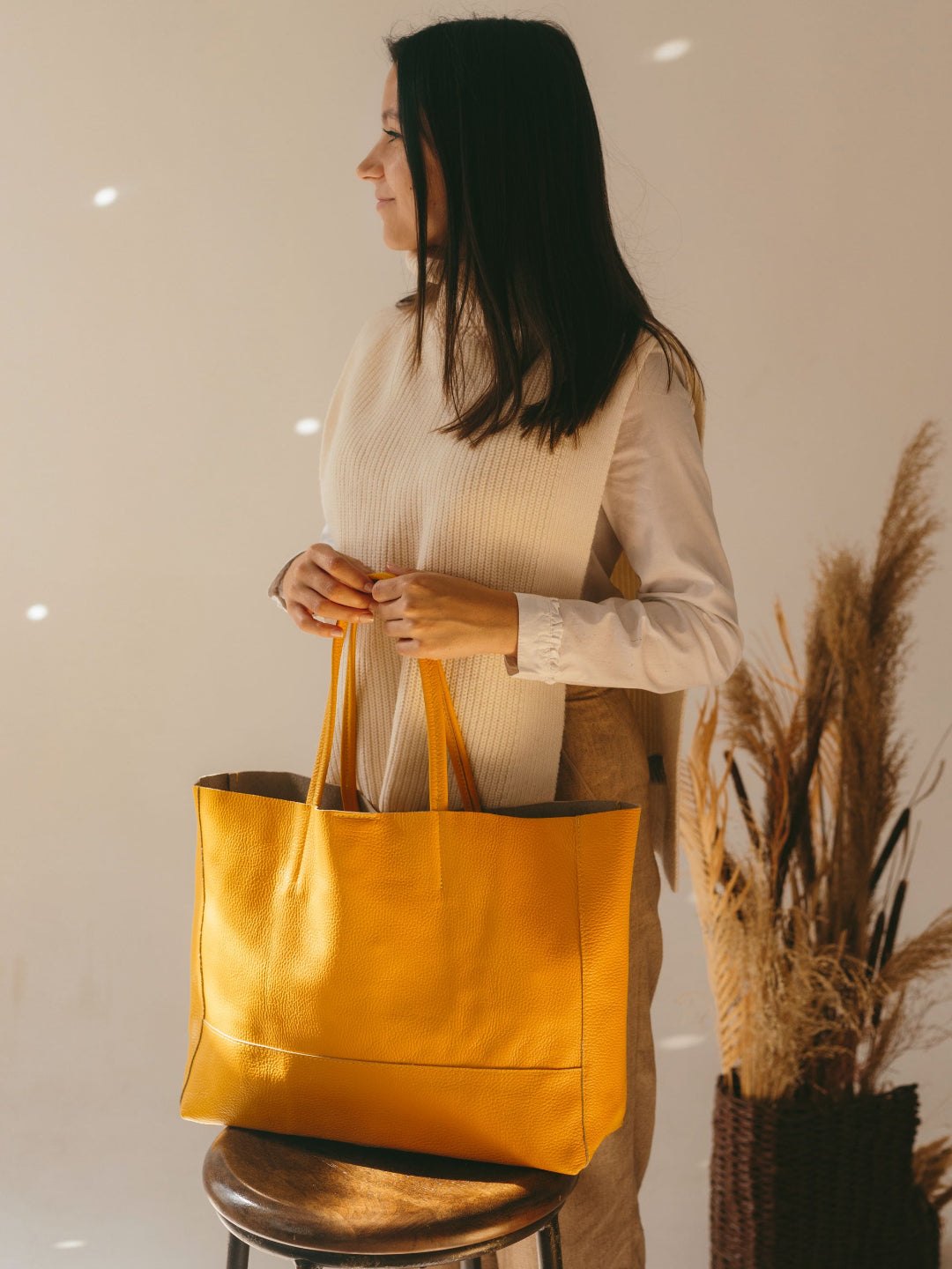 Classic 100% Leather Tote